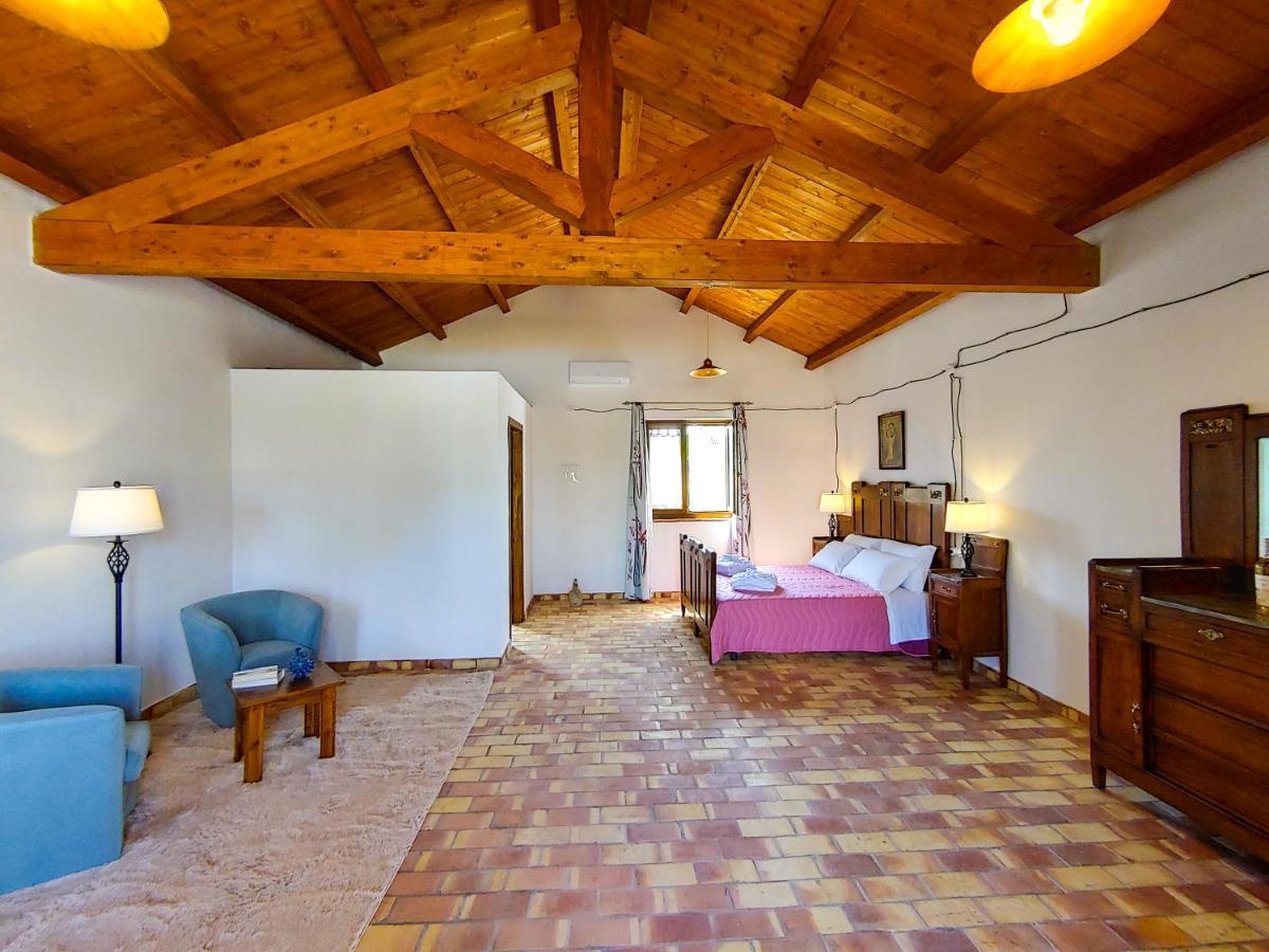 Masseria Crocco Montalbano Ionico Luaran gambar